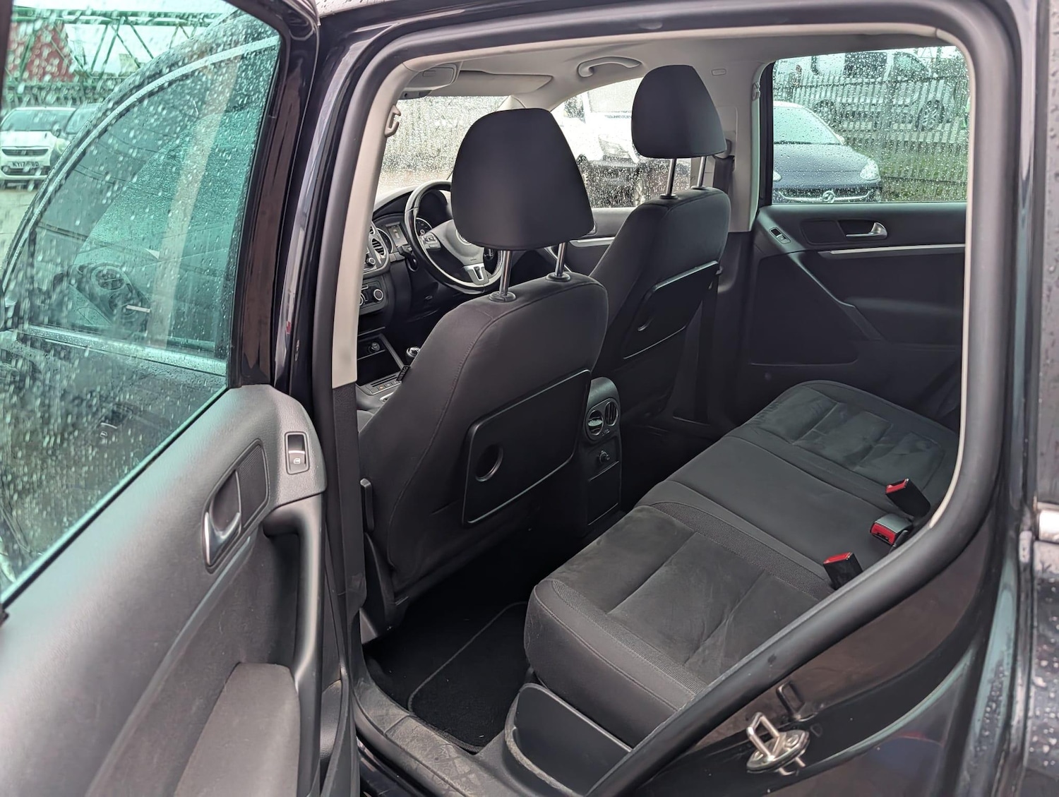 Used Volkswagen Tiguan 2012 for sale - 76327018: Photo 16