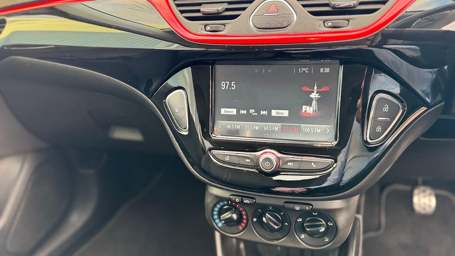 Used Vauxhall Corsa 2016 for sale - 76227833: Photo 6