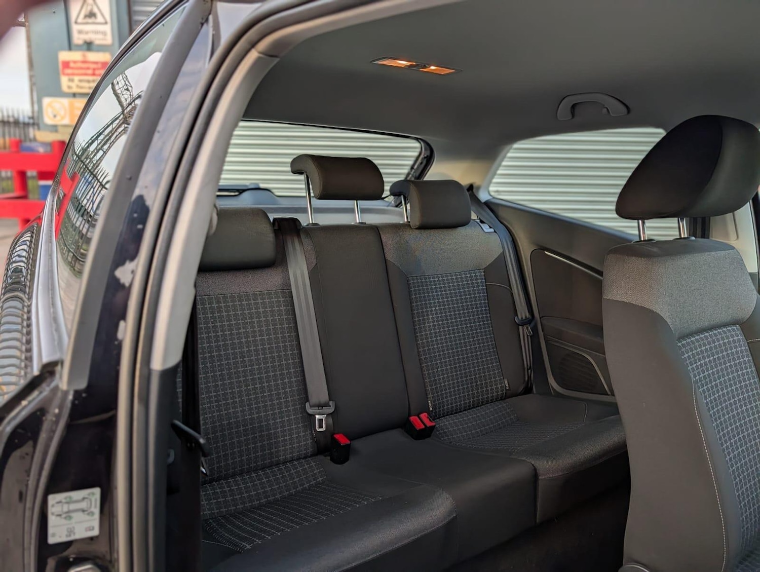 Used Volkswagen Polo 2014 for sale - 76423224: Photo 10