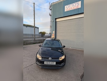 Used Volkswagen Polo 2014 for sale - 76423224: Photo