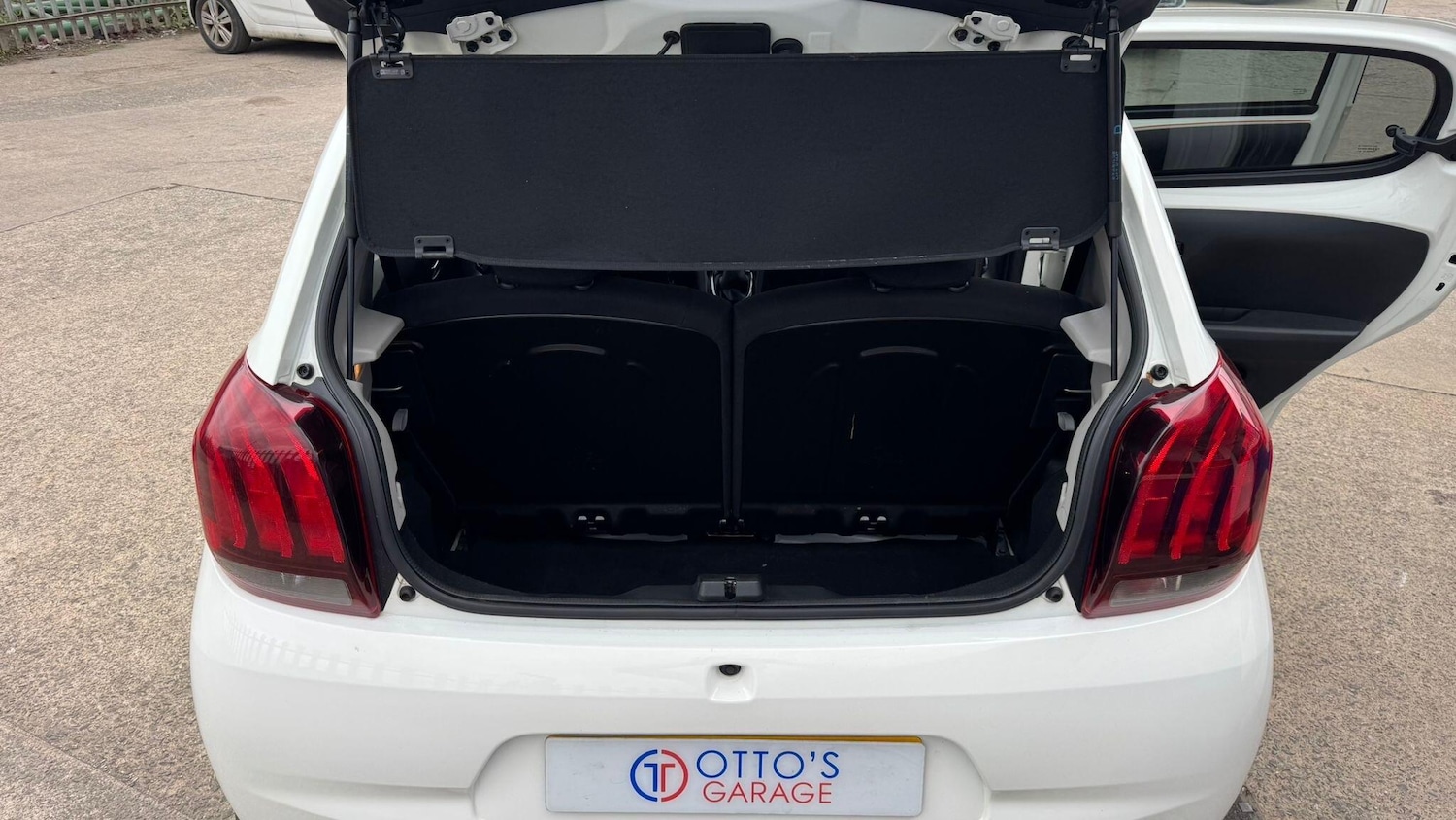 Used Peugeot 108 2017 for sale - 76227296: Photo 26