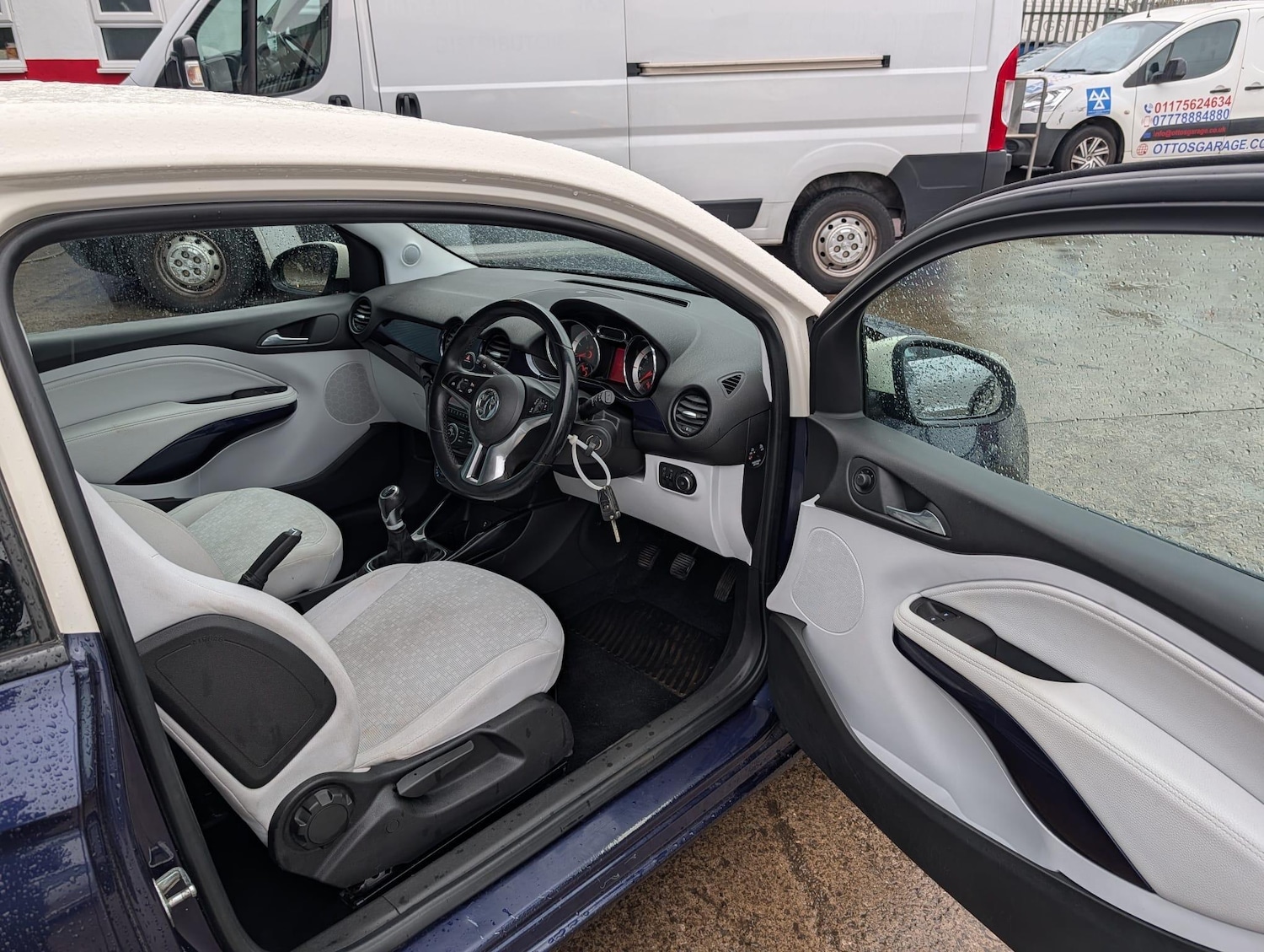 Used Vauxhall ADAM 2015 for sale - 76325952: Photo 11
