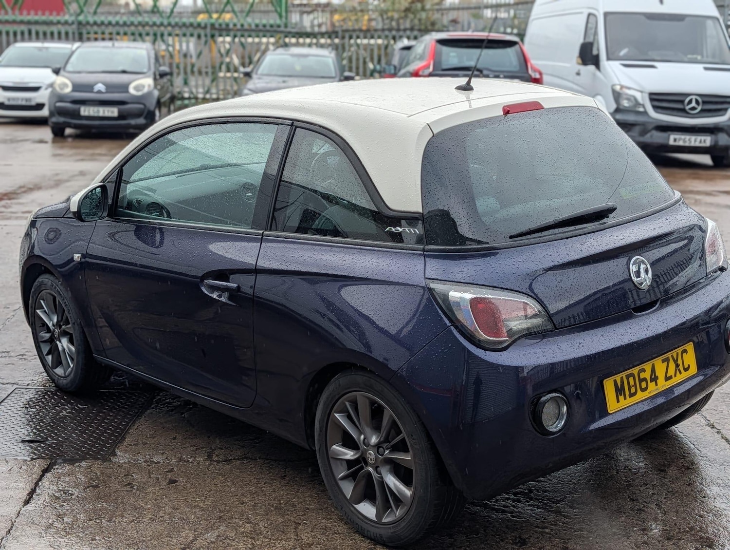 Used Vauxhall ADAM 2015 for sale - 76325952: Photo 7