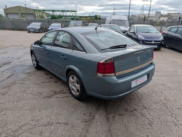 Used Vauxhall Vectra 2006 for sale - 76238852: Photo 15