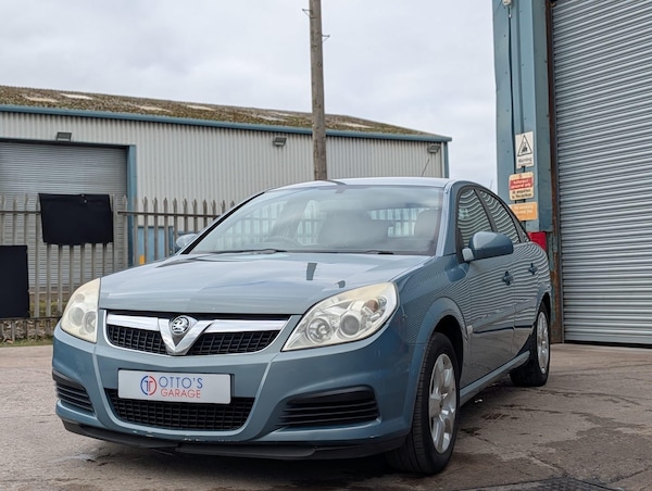 Used Vauxhall Vectra 2006 for sale - 76238852: Photo 3