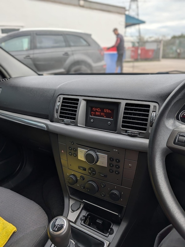 Used Vauxhall Vectra 2006 for sale - 76238852: Photo 6