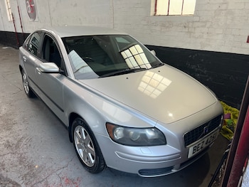 Used Volvo S40 2005 for sale - 76369021: Photo