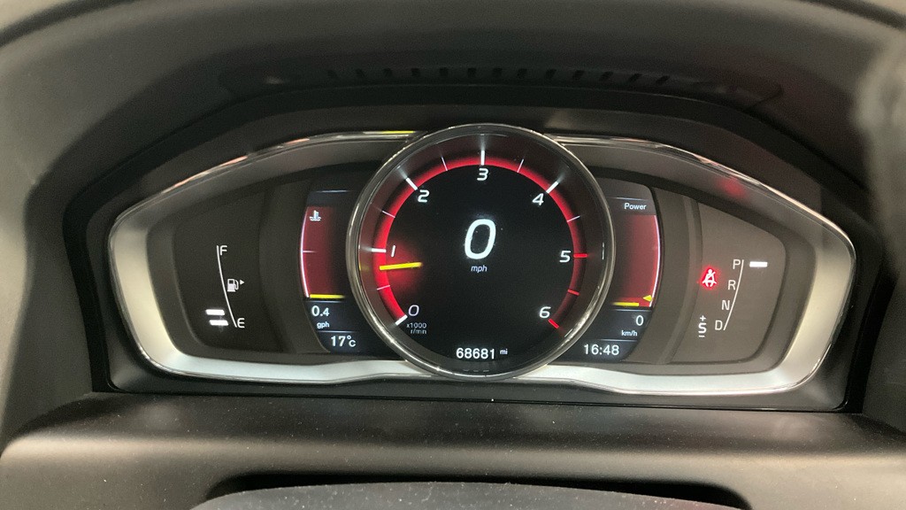 Used Volvo XC60 2015 for sale - 76416553: Photo 10