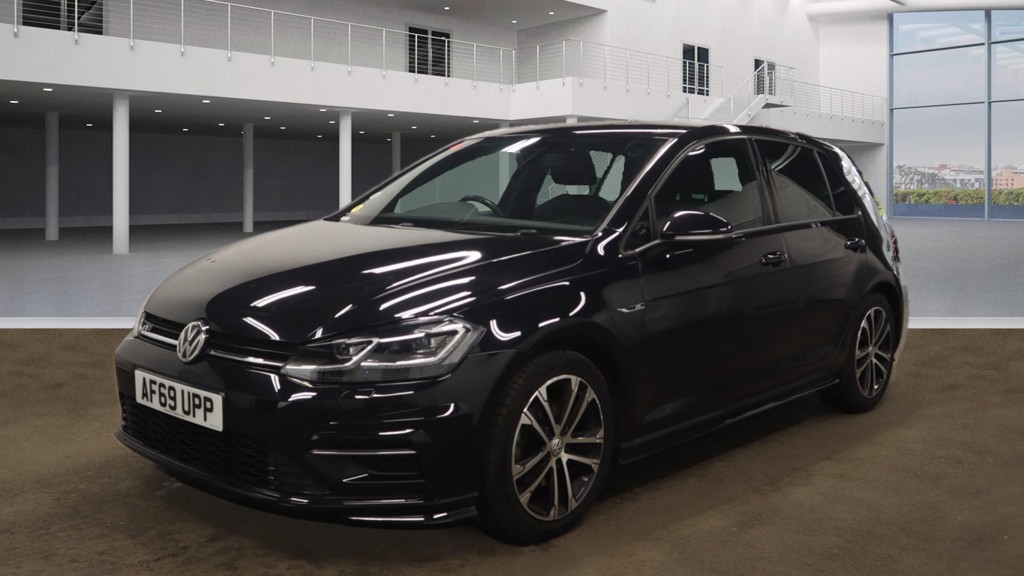 Used Volkswagen Golf 2019 for sale - 76369049: Photo 2