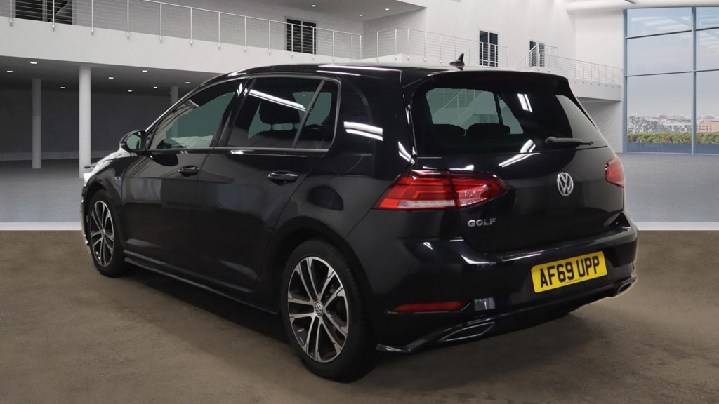 Used Volkswagen Golf 2019 for sale - 76369049: Photo 3
