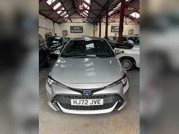 2022 (72) - 1.8 VVT-h GPF Icon Tech Hatchback 5dr Petrol Hybrid CVT Euro 6 (s/s) (122 p