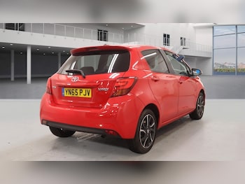 Used Toyota Yaris 2015 for sale - 76395607: Photo