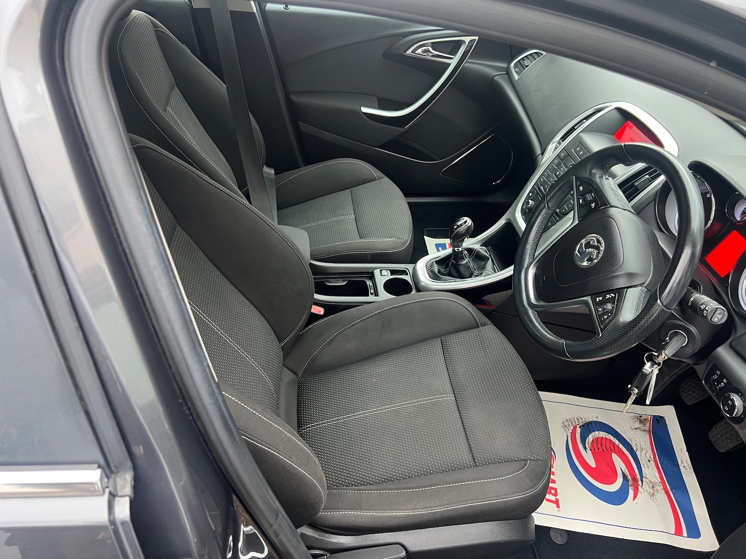 Used Vauxhall Astra 2010 for sale - 76545953: Photo 10