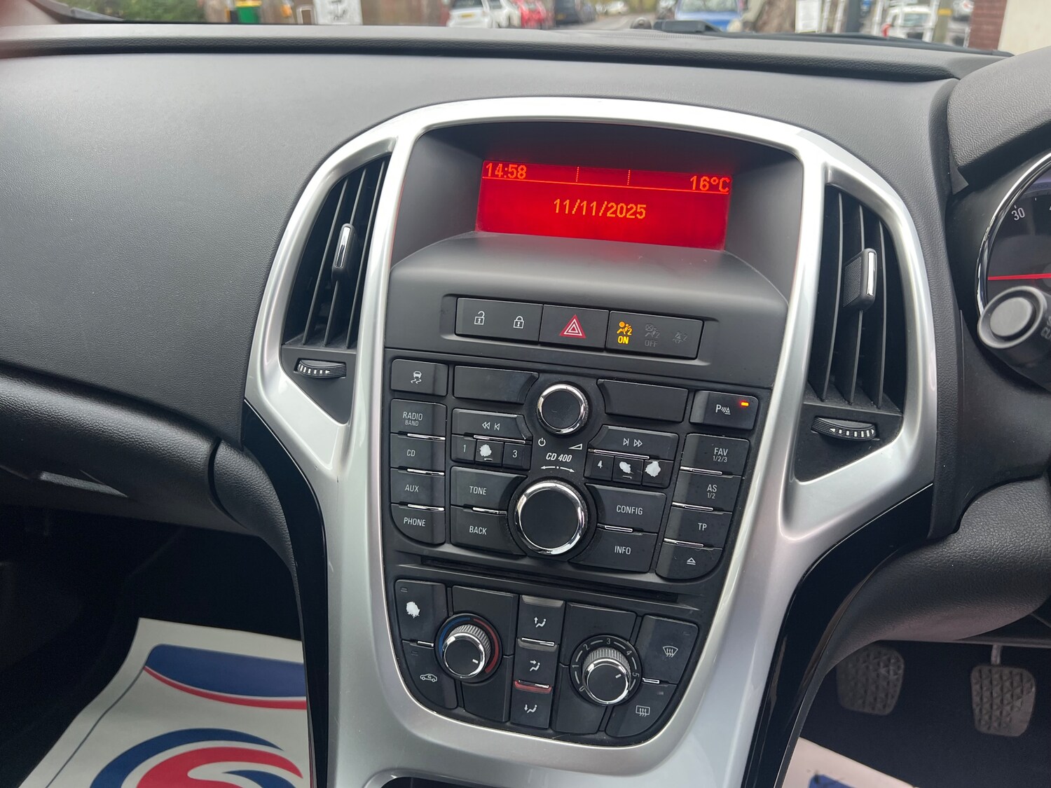 Used Vauxhall Astra 2010 for sale - 76545953: Photo 12