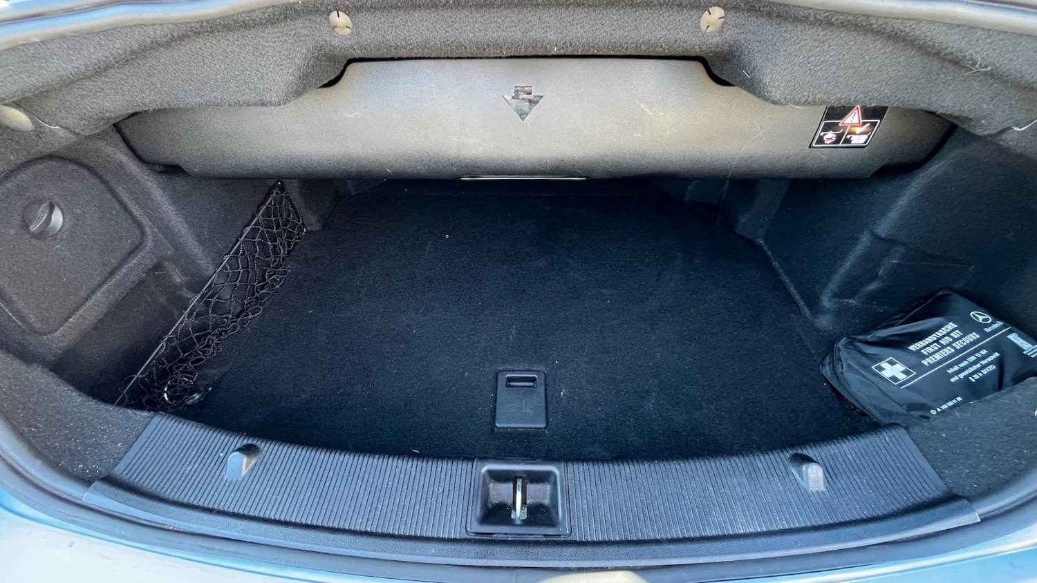 Used Mercedes-Benz E Class 2010 for sale - 77937613: Photo 20