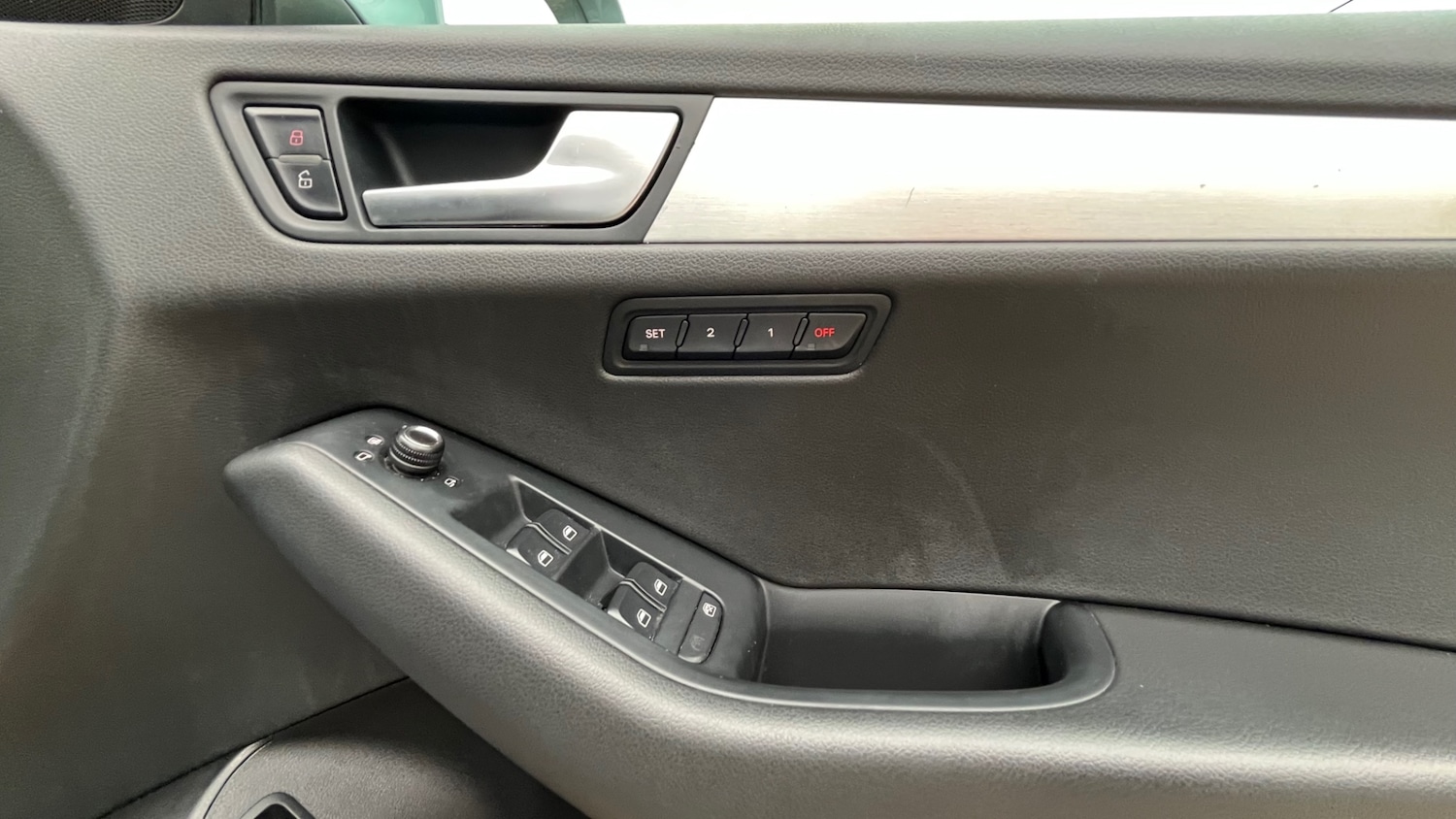 Used Audi Q5 2009 for sale - 76314103: Photo 24