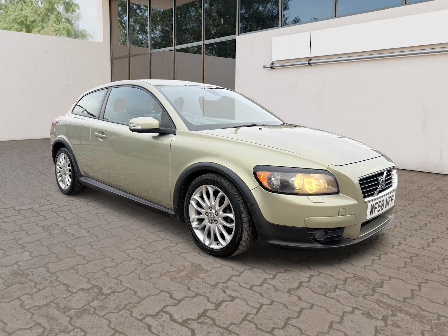 Used Volvo C30 2008 for sale - 76643776: Photo 1