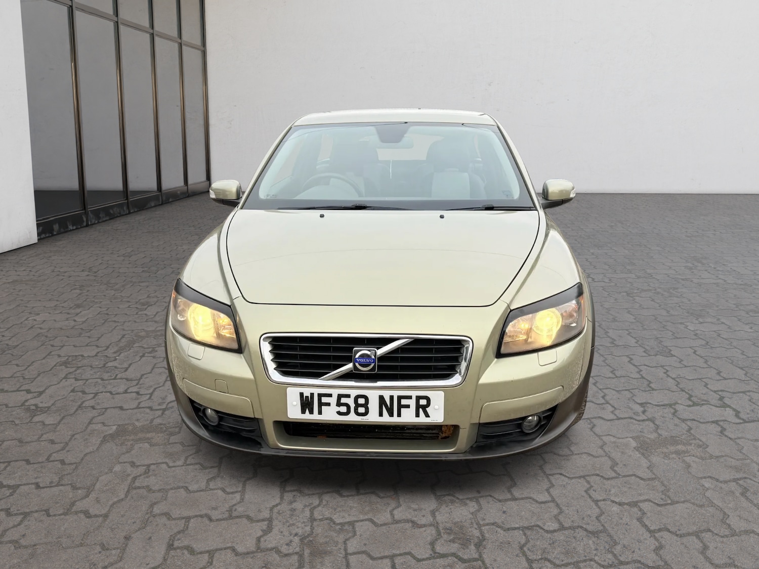 Used Volvo C30 2008 for sale - 76643776: Photo 2