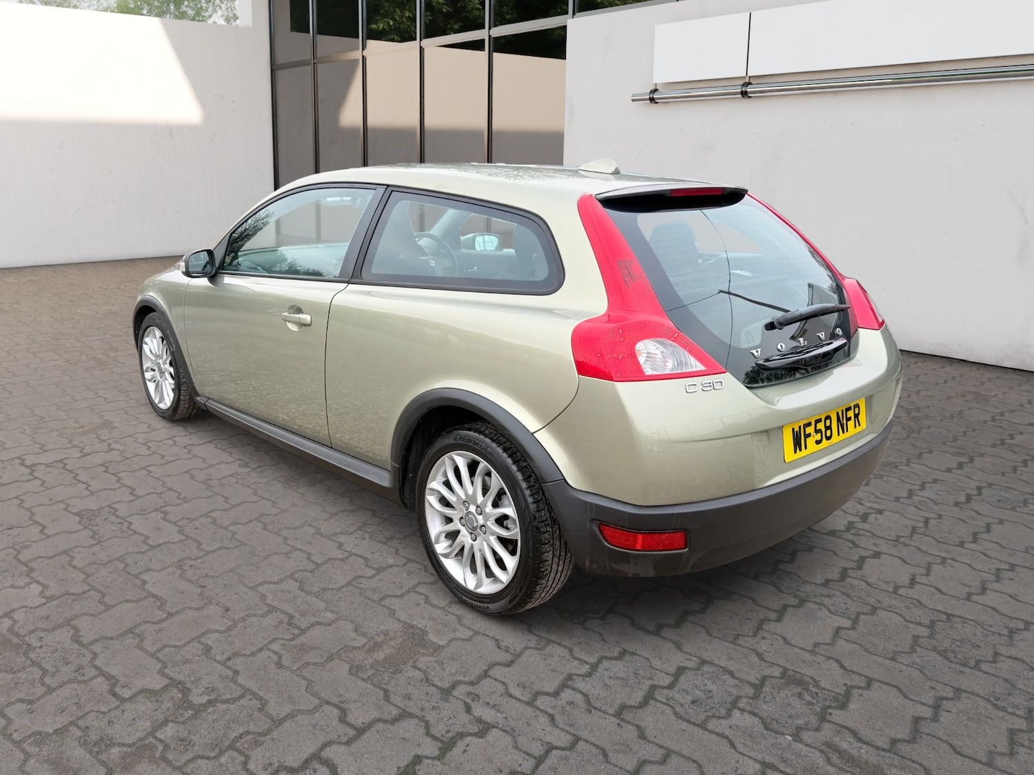 Used Volvo C30 2008 for sale - 76643776: Photo 5