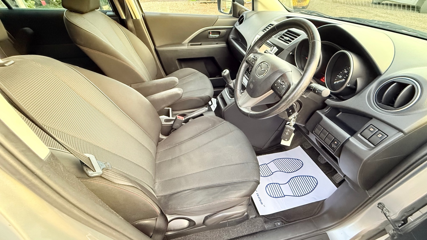 Used Mazda Mazda5 2013 for sale - 76505289: Photo 11