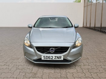Used Volvo V40 2012 for sale - 79575802: Photo