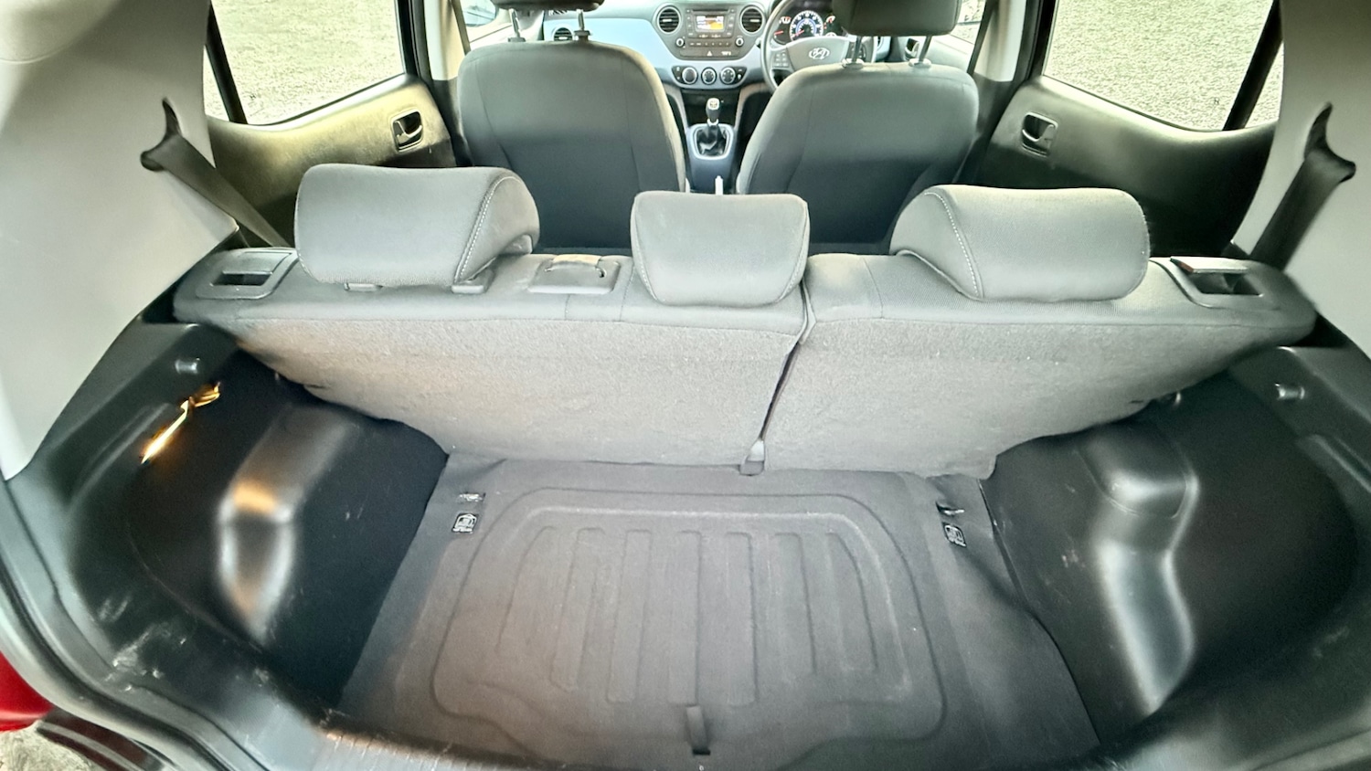 Used Hyundai i10 2015 for sale - 76665220: Photo 19