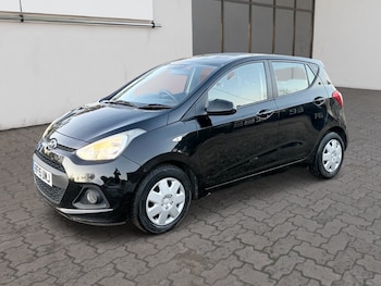 Used Hyundai i10 2015 for sale - 76665220: Photo