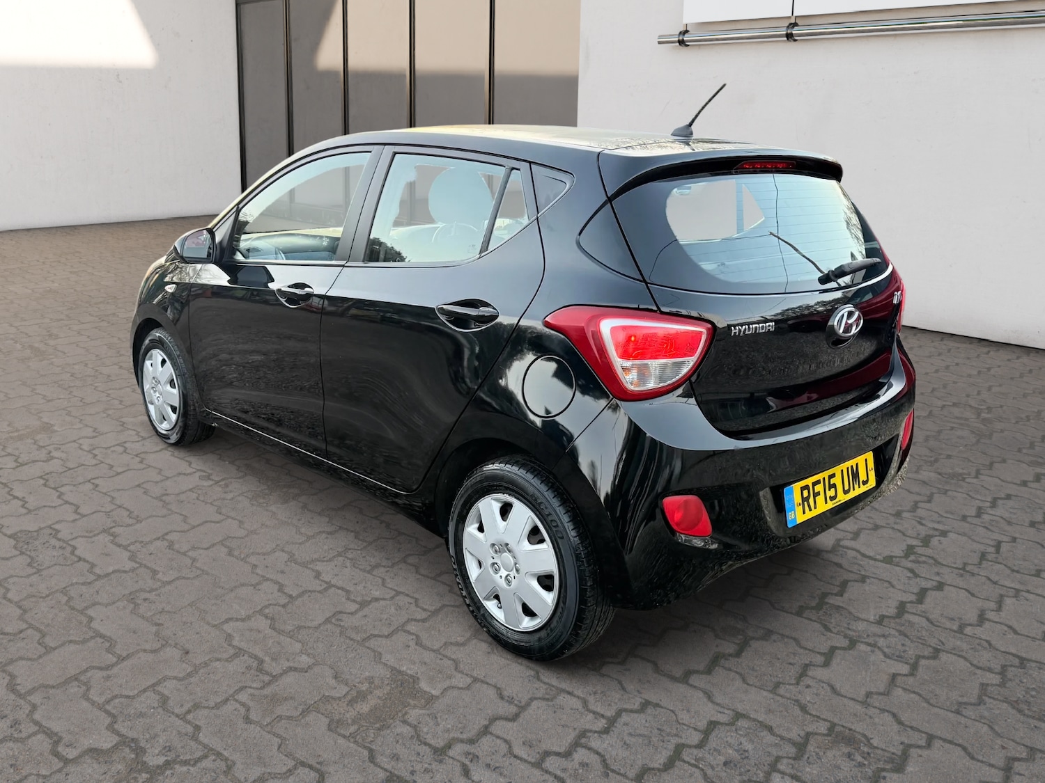 Used Hyundai i10 2015 for sale - 76665220: Photo 5