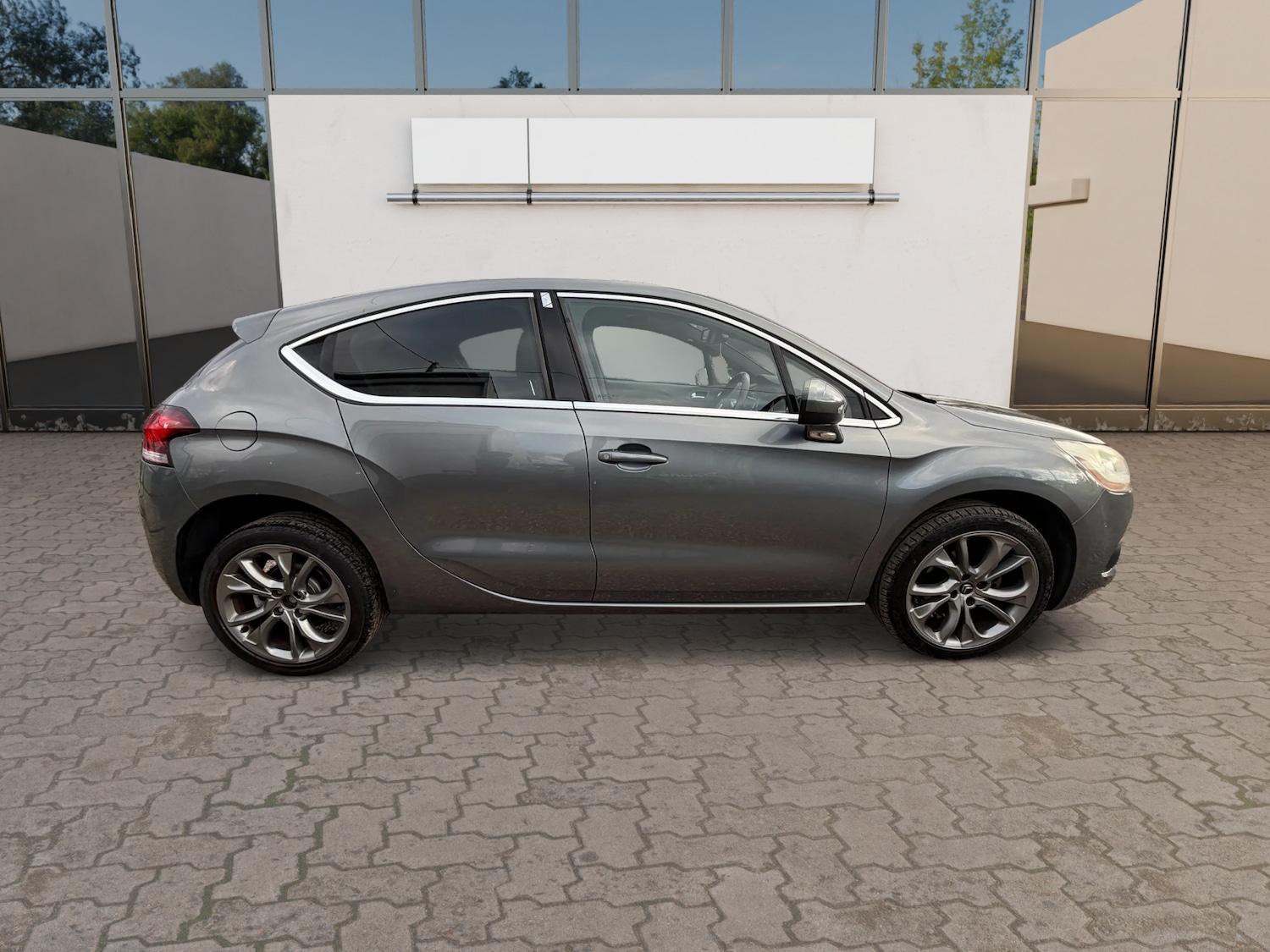 Used Citroen DS4 2012 for sale - 77296354: Photo 8