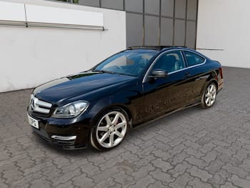 Used Mercedes-Benz C Class 2014 for sale - 79557033: Photo