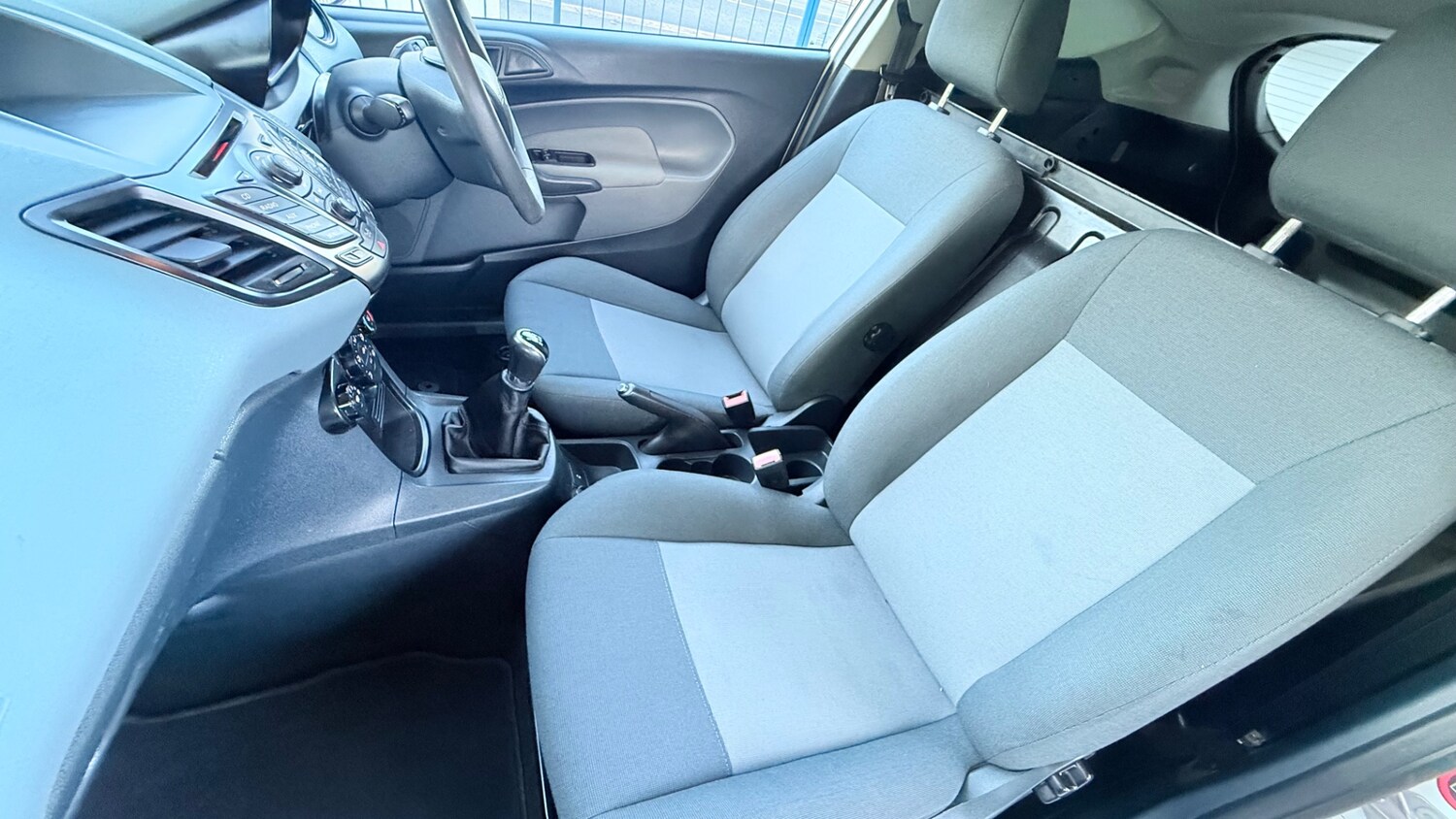 Used Ford Fiesta 2011 for sale - 77954415: Photo 12