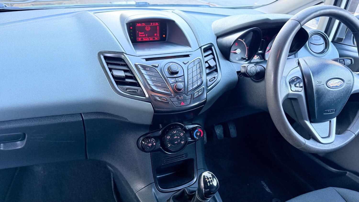 Used Ford Fiesta 2011 for sale - 77954415: Photo 13