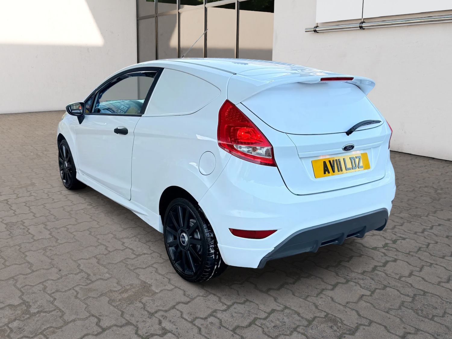 Used Ford Fiesta 2011 for sale - 77954415: Photo 5