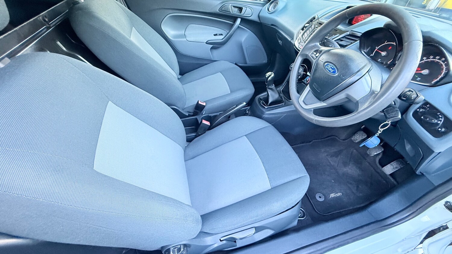 Used Ford Fiesta 2011 for sale - 77954415: Photo 9