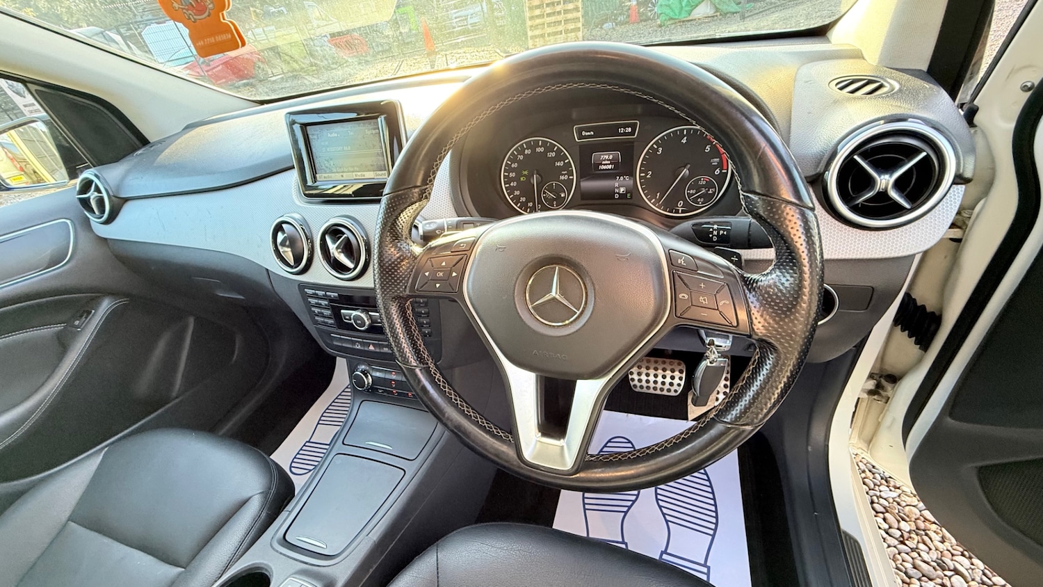 Used Mercedes-Benz B Class 2013 for sale - 76709806: Photo 11