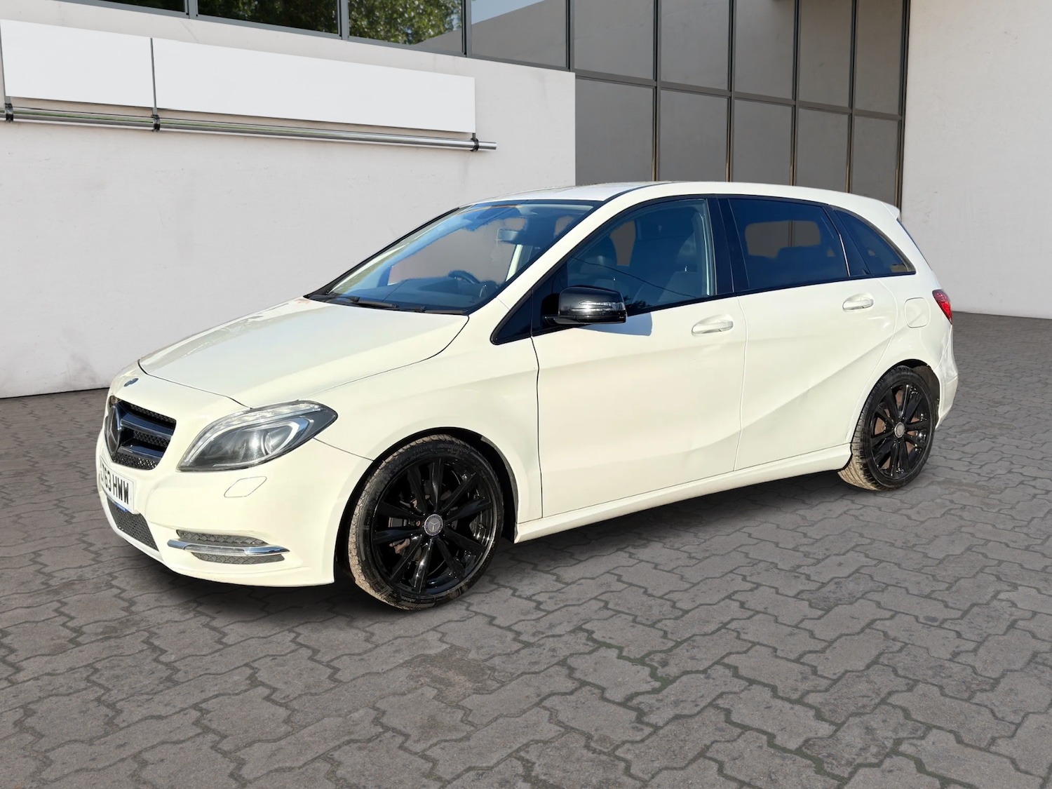 Used Mercedes-Benz B Class 2013 for sale - 76709806: Photo 3