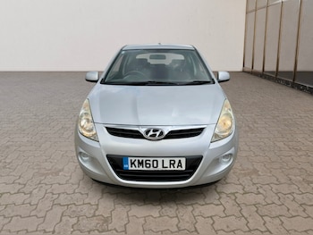 Used Hyundai i20 2011 for sale - 79575913: Photo