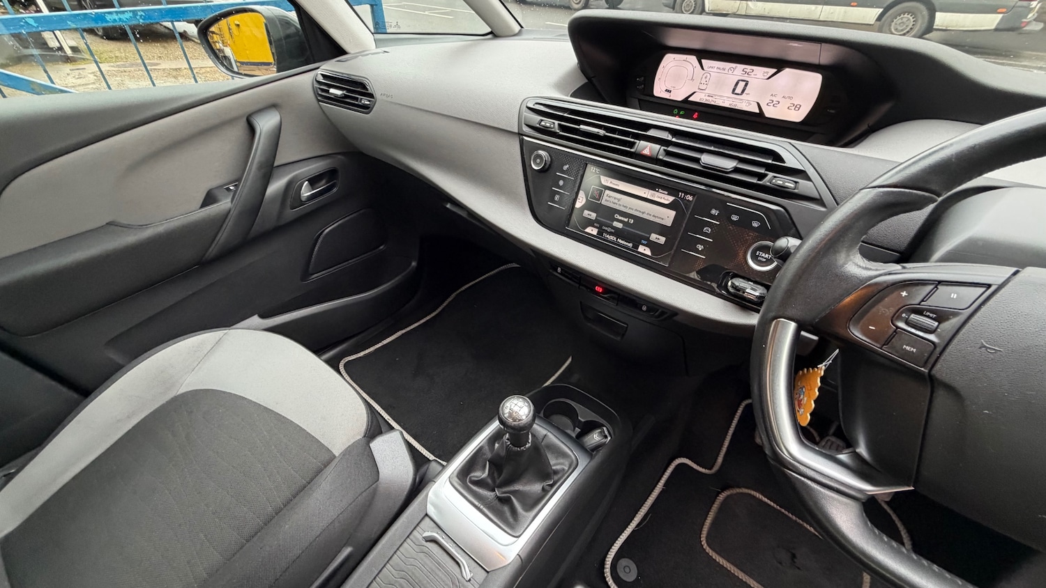 Used Citroen C4 Picasso 2016 for sale - 77517796: Photo 11