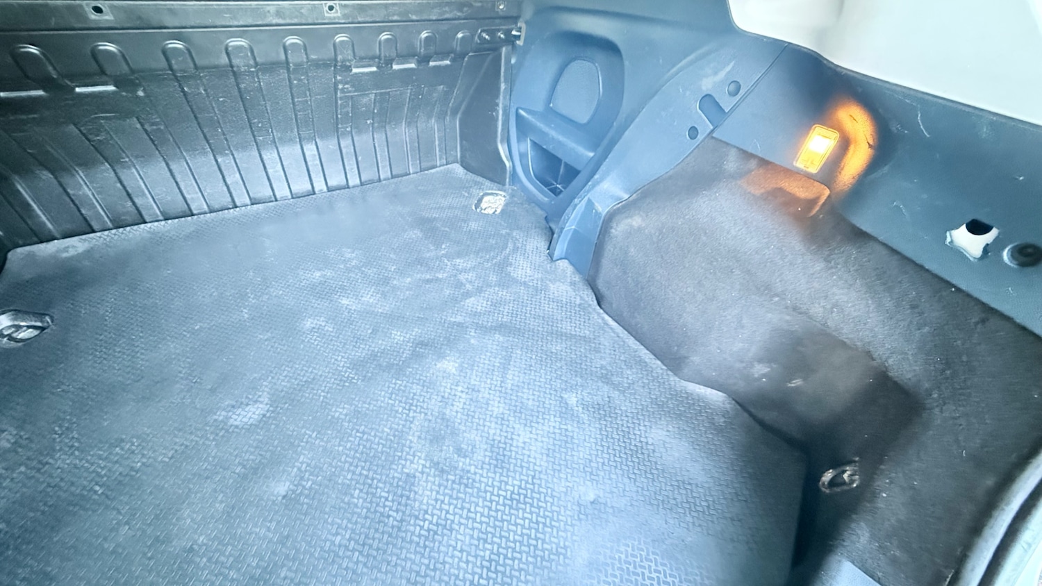 Used Ford Fiesta 2011 for sale - 76807073: Photo 18