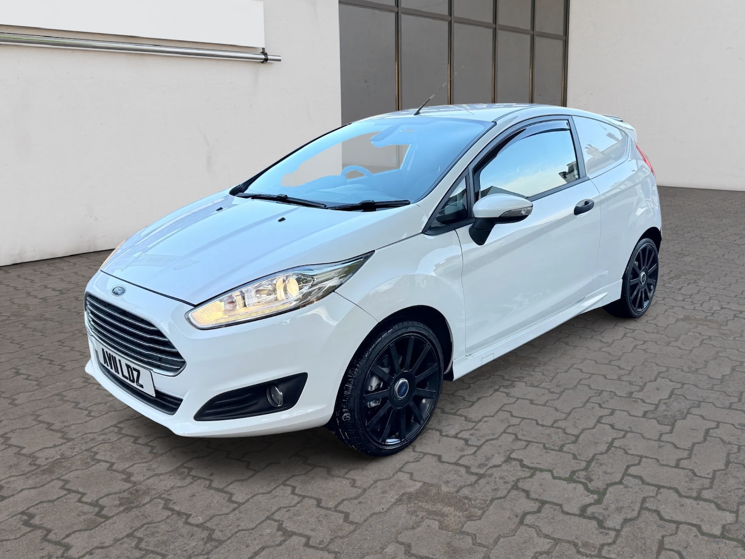 Used Ford Fiesta 2011 for sale - 76807073: Photo 3