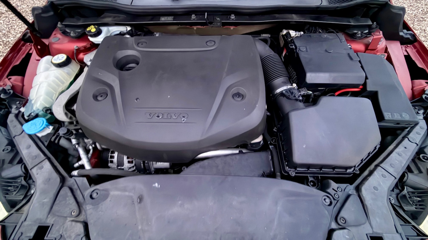 Used Volvo V40 2015 for sale - 77235855: Photo 20