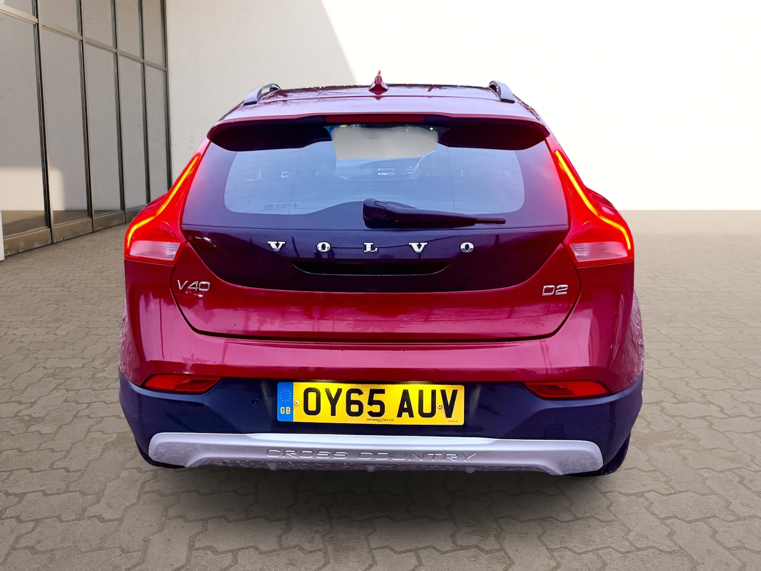 Used Volvo V40 2015 for sale - 77235855: Photo 6