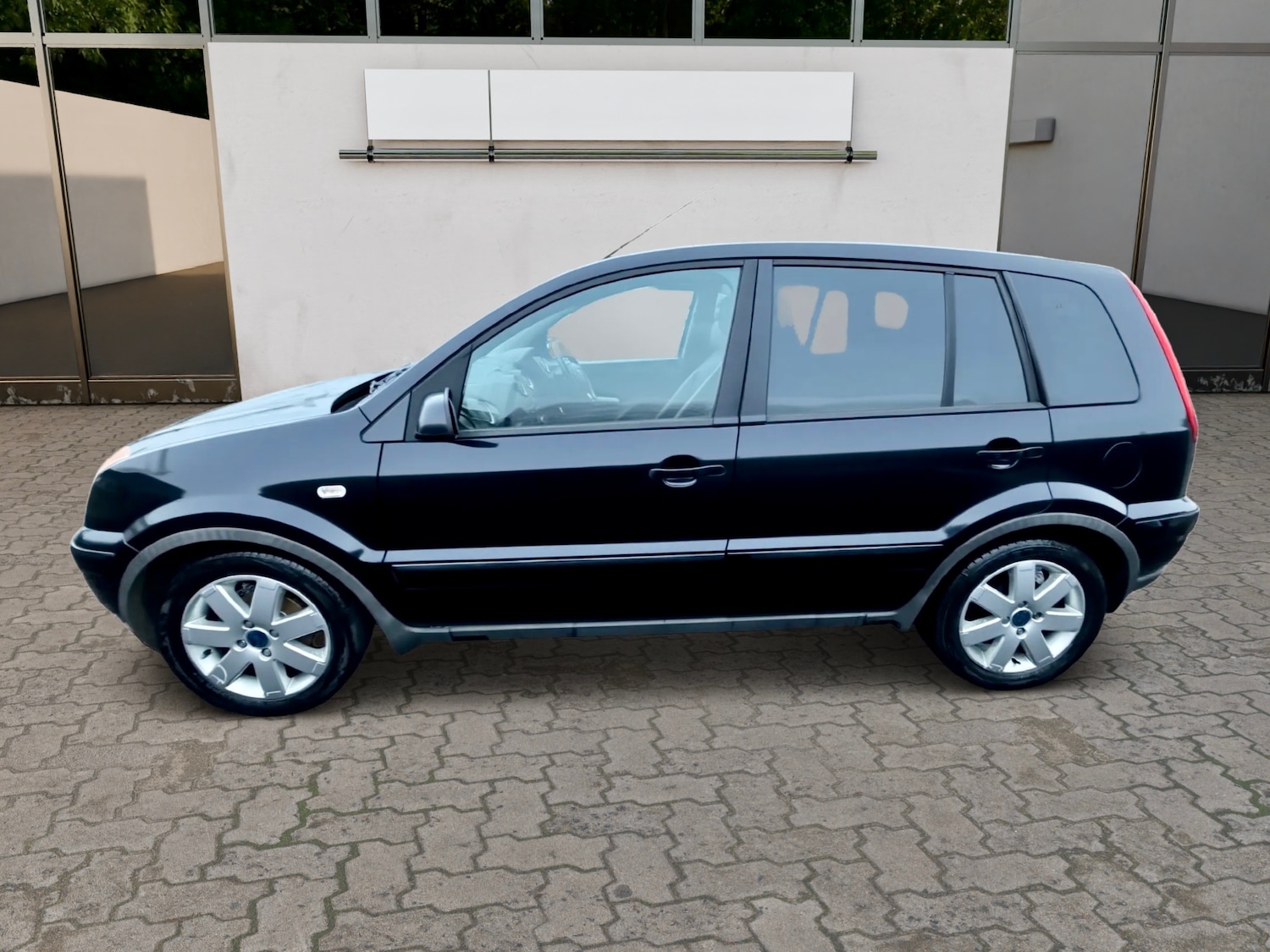 Used Ford Fusion 2006 for sale - 77615990: Photo 4