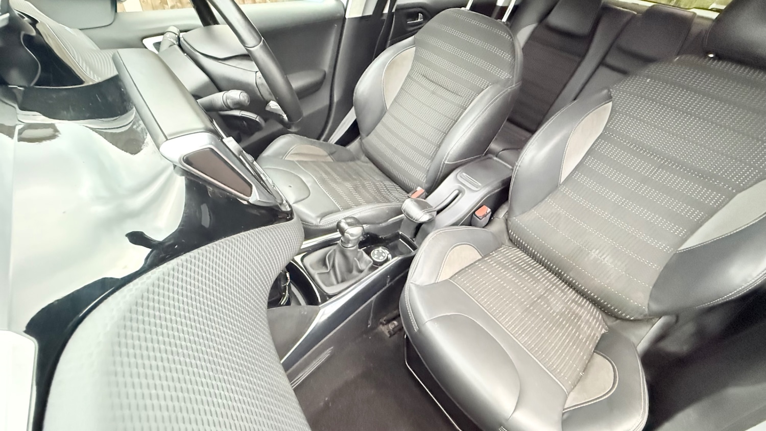 Used Peugeot 2008 2014 for sale - 76960167: Photo 13