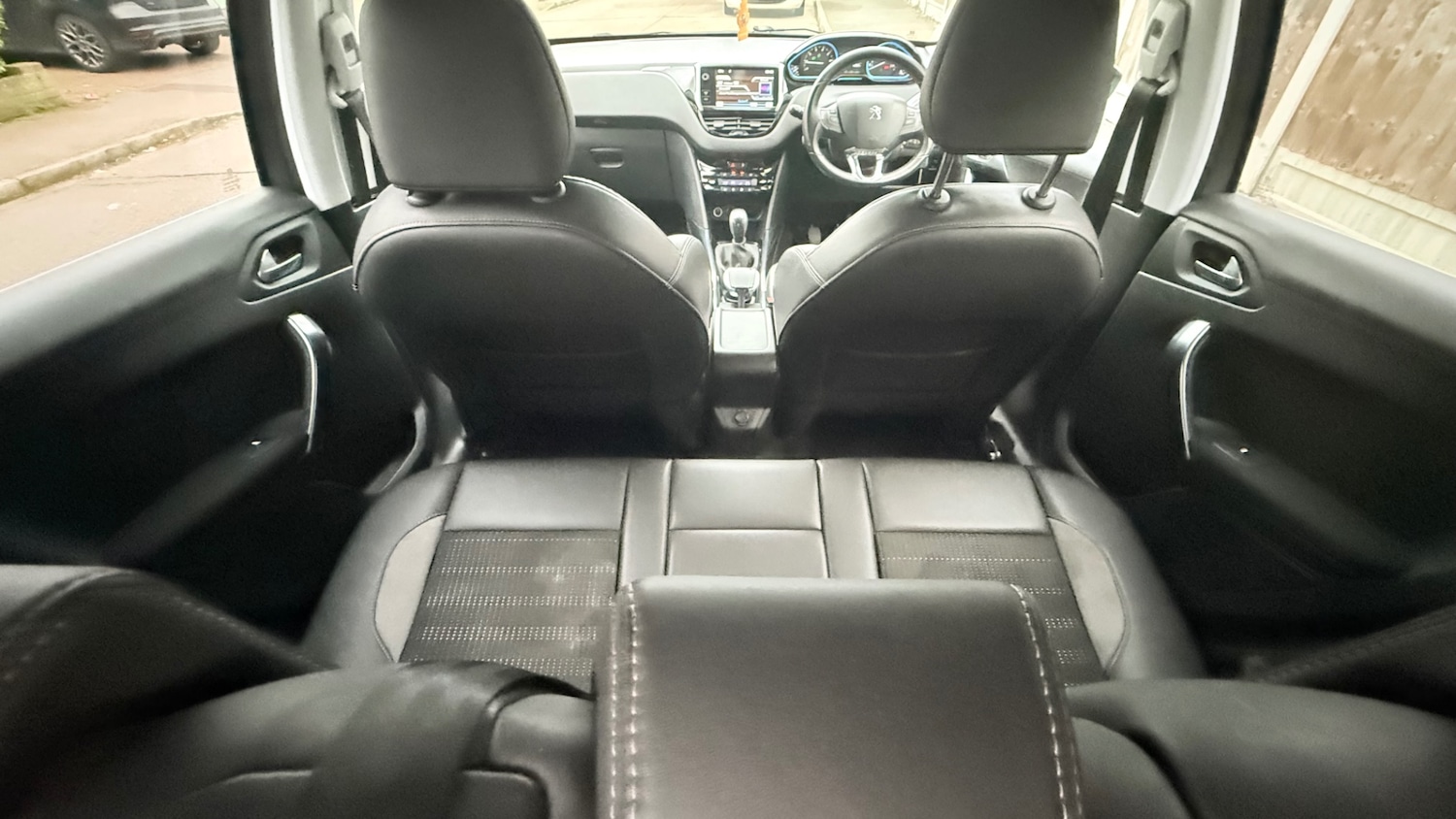 Used Peugeot 2008 2014 for sale - 76960167: Photo 19