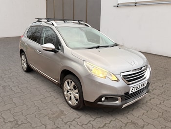 Used Peugeot 2008 2014 for sale - 76960167: Photo