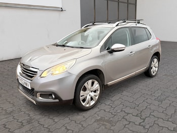 Used Peugeot 2008 2014 for sale - 76960167: Photo
