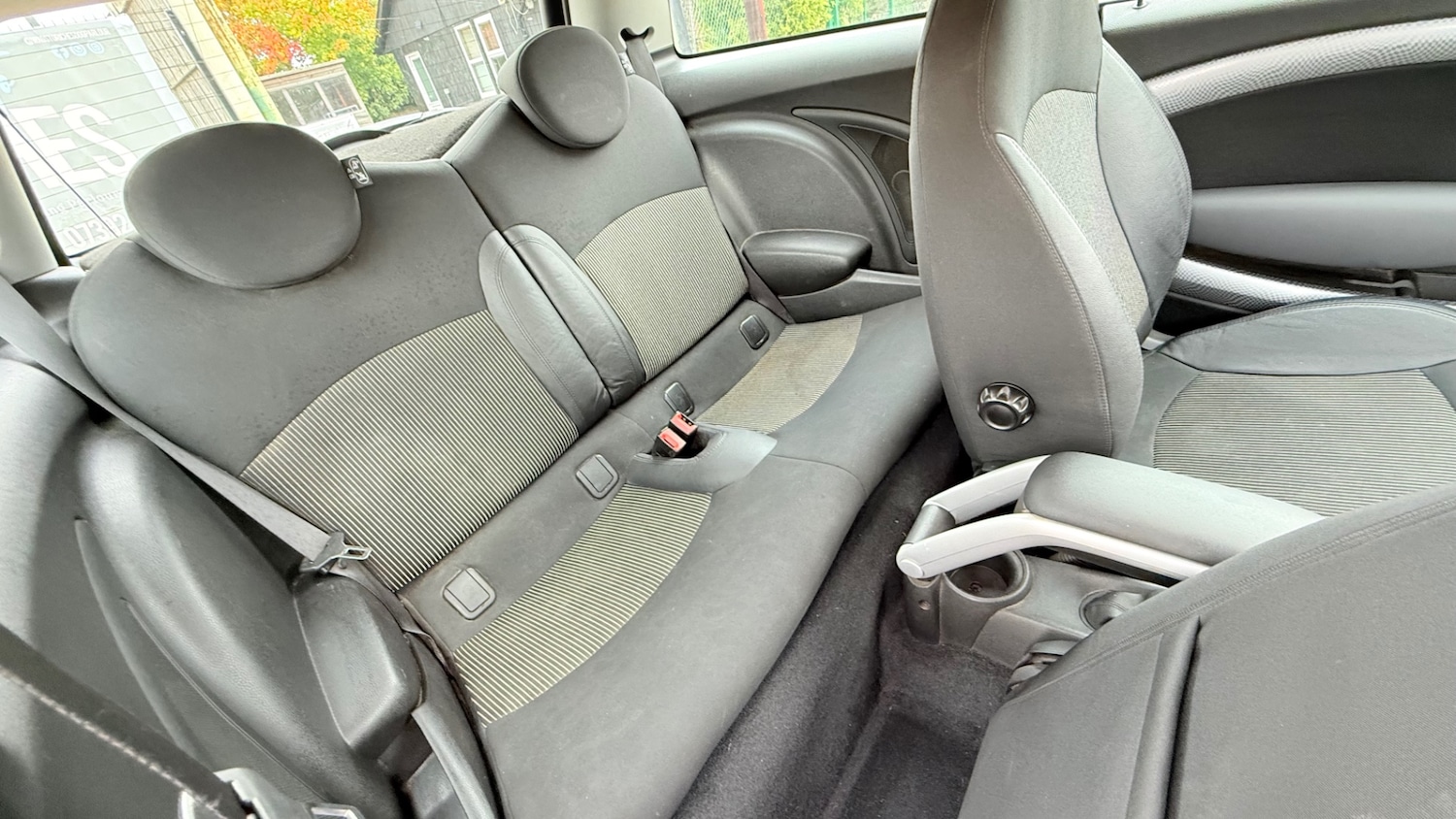 Used MINI Hatch 2010 for sale - 76146570: Photo 16