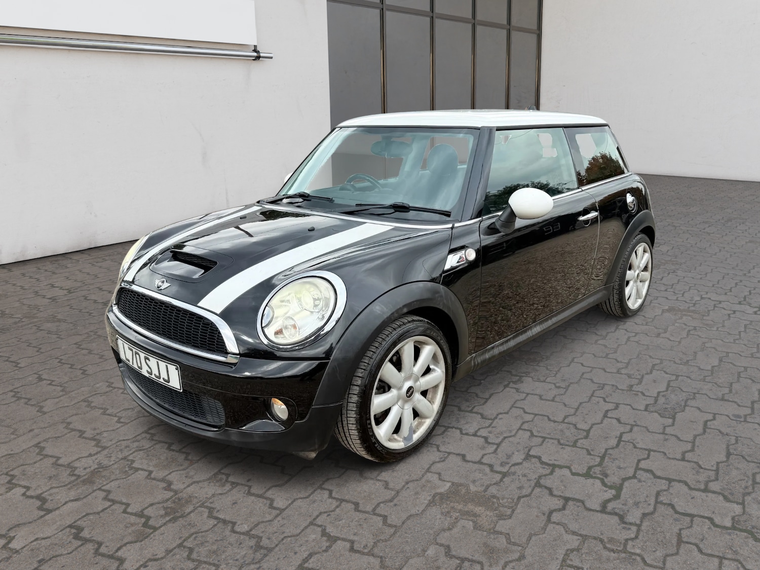 Used MINI Hatch 2010 for sale - 76146570: Photo 3
