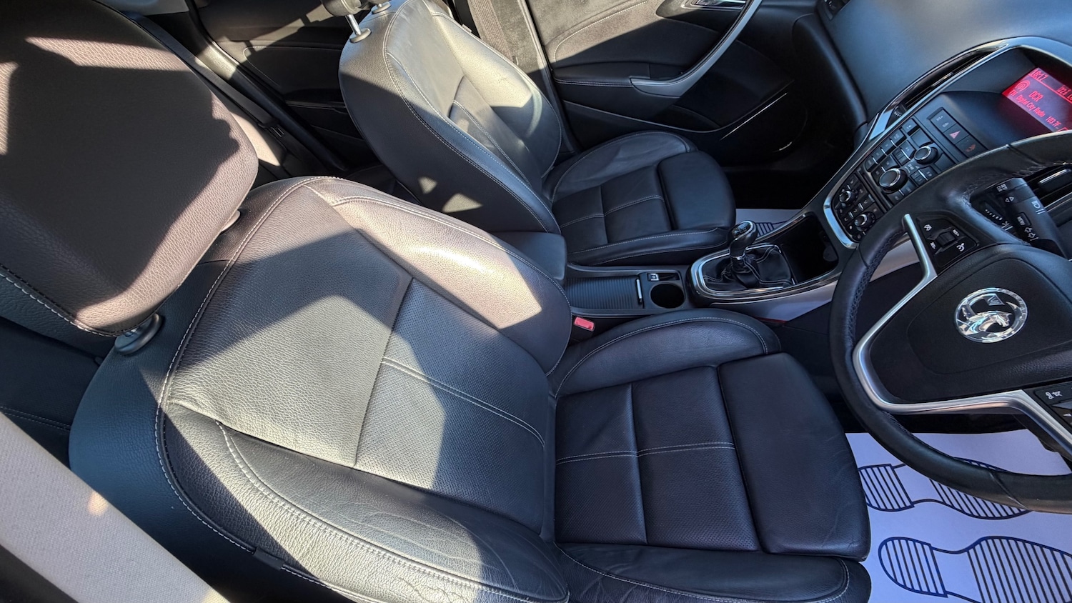 Used Vauxhall Astra 2011 for sale - 77721645: Photo 15